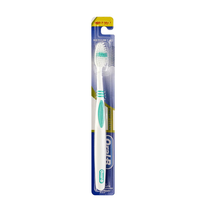 Oral-B Tooth Brush Shiny Clean Medium 